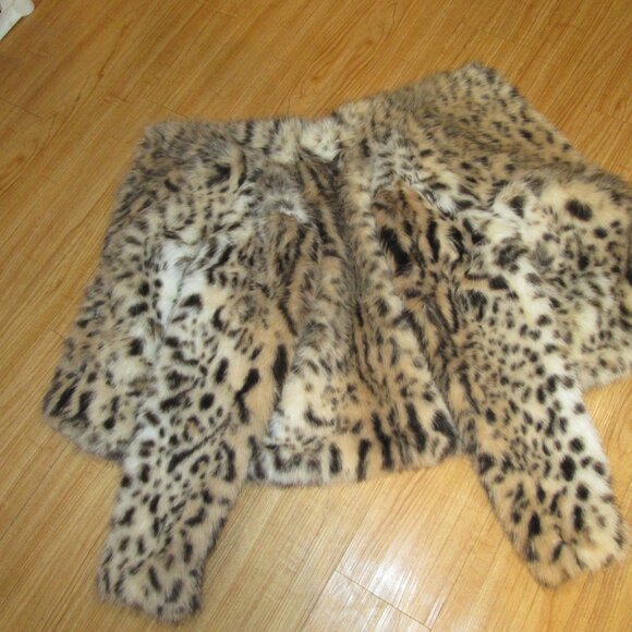 Jessica Simpson Faux Fur leopard Jacket Size Large NWT's - Picture 6 of 10